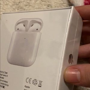 Airpods 2nd Gen